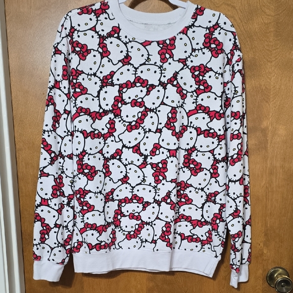 Hello Kitty White and Red Floral Top - Picture 1 of 9